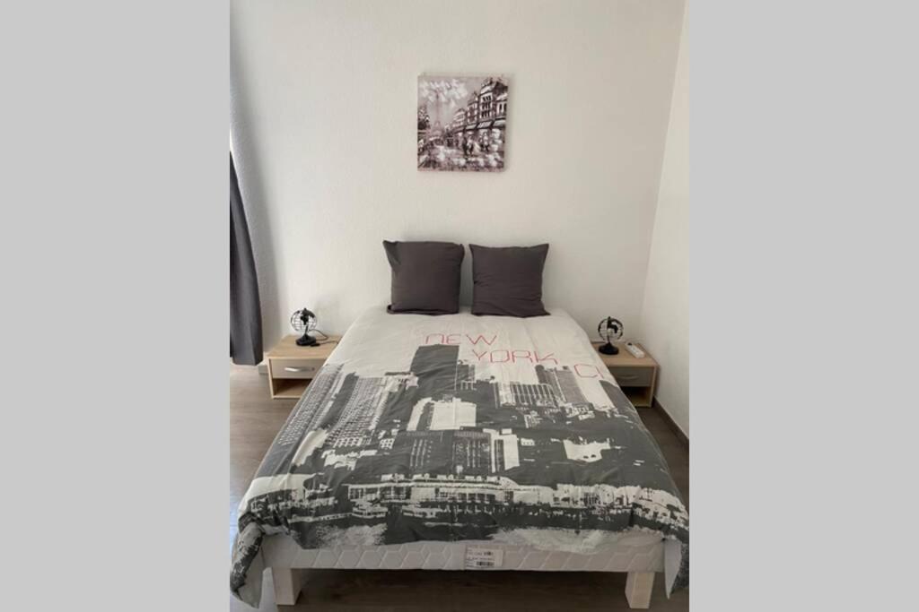 Appartement La Bâtisse de Chabot N°3 à Montluçon Extérieur photo